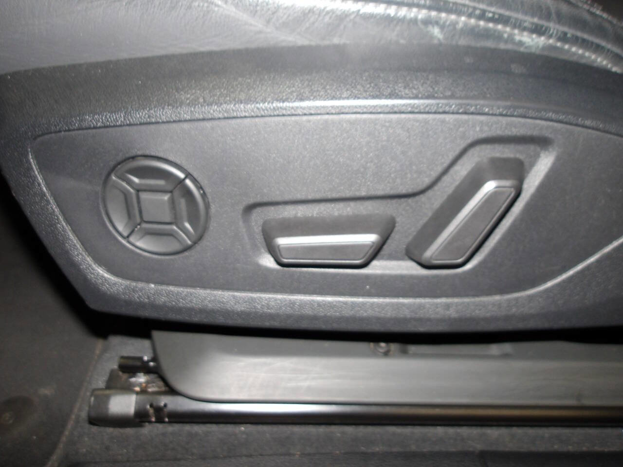 Used 2019 Audi Q3 2.0T Premium image 23