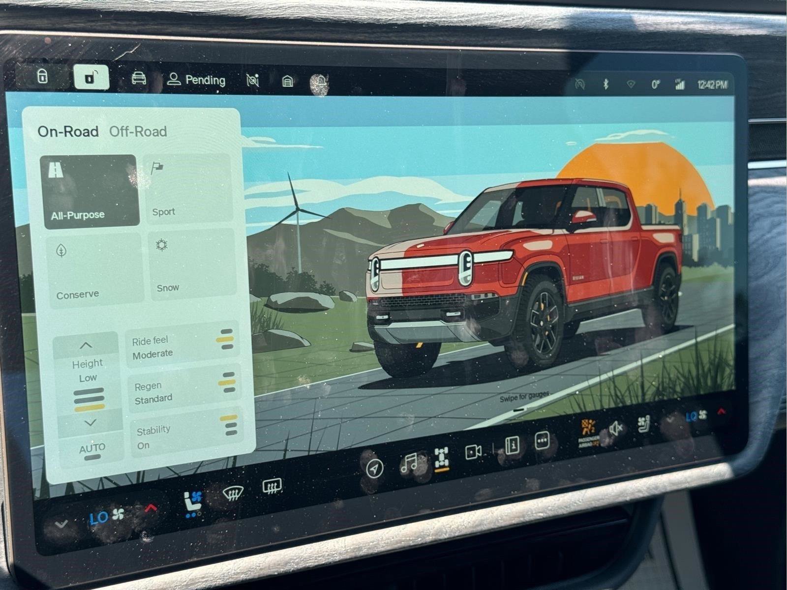 Used 2022 Rivian R1T Adventure AWD/4WD image 33