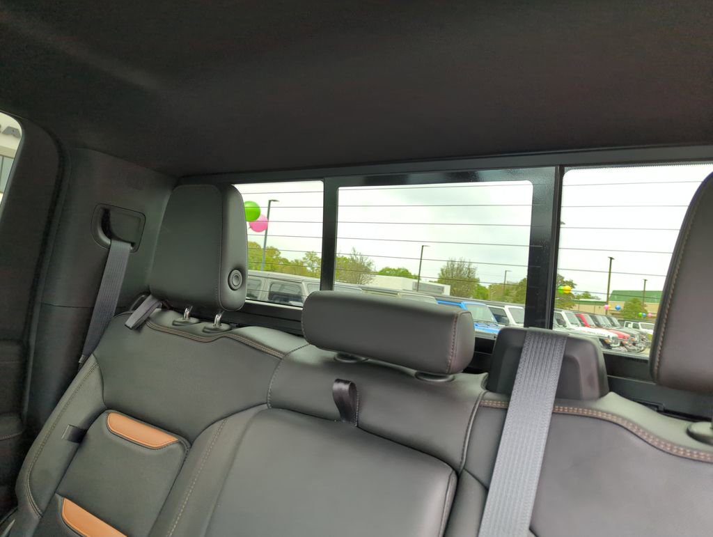 Used 2022 GMC Sierra 2500 AT4 w/ AT4 Premium Plus Package image 32