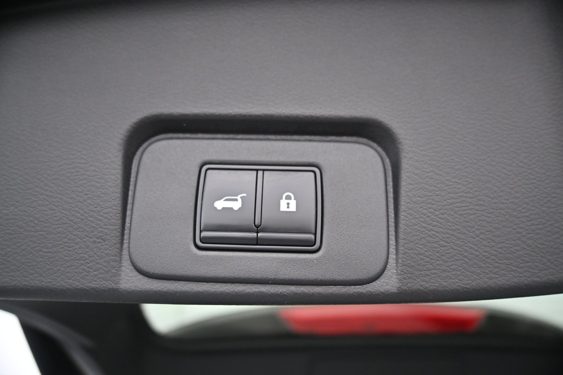 Used 2021 Nissan Rogue SV AWD/4WD image 16