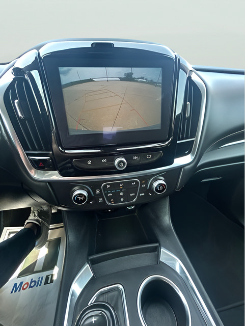 Used 2019 Chevrolet Traverse LT w/ LPO, 'HIT The Road' Package AWD/4WD image 23