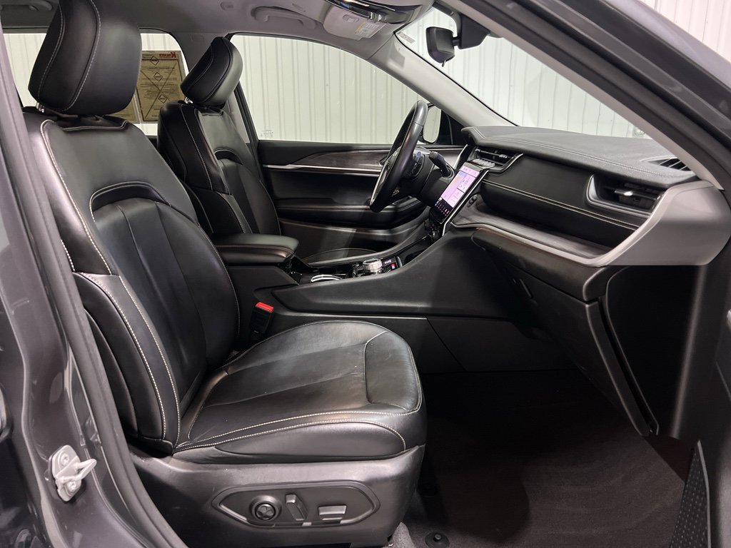 Used 2021 Jeep Grand Cherokee L Limited image 29