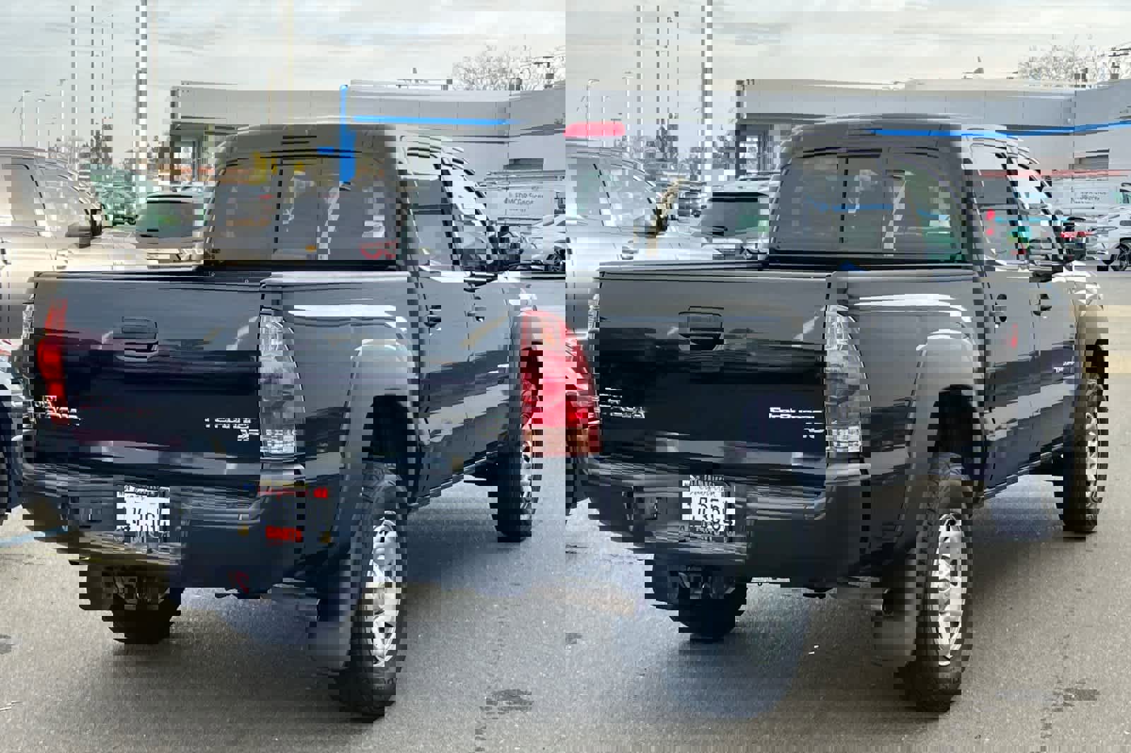 Used 2013 Toyota Tacoma PreRunner w/ Convenience Pkg image 2