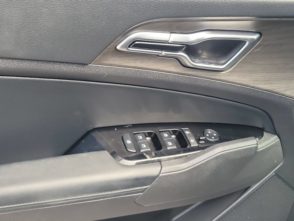 Used 2023 Kia Sportage X-Line AWD/4WD image 21