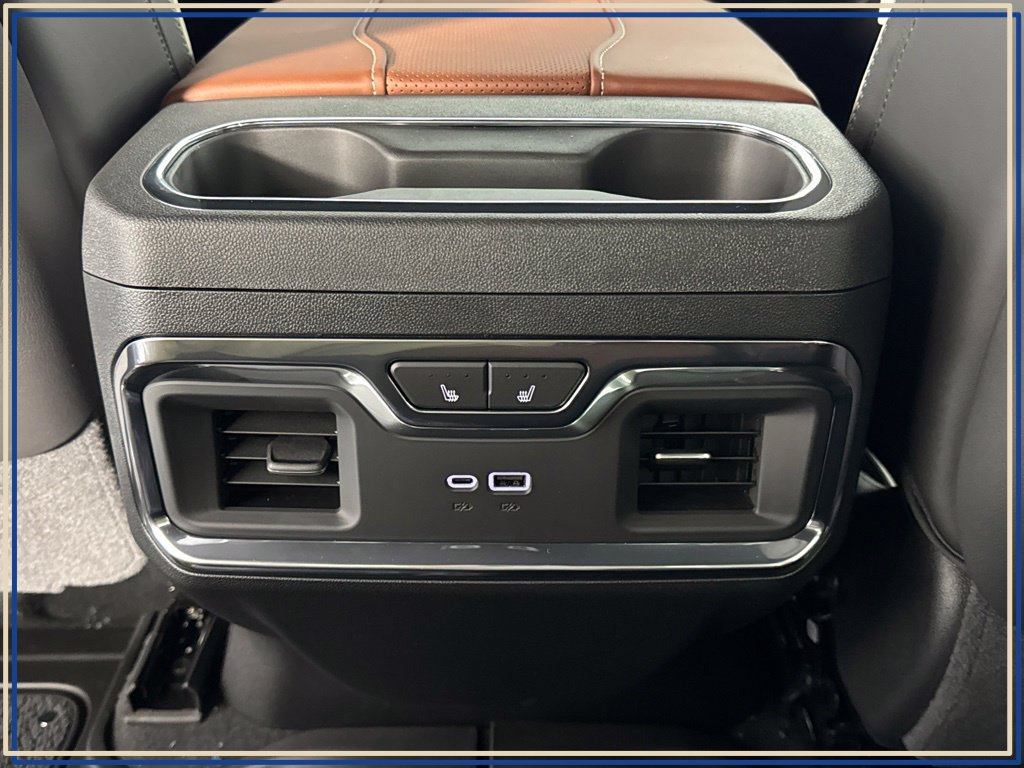New 2026 GMC Sierra 3500 Denali Ultimate AWD/4WD image 32