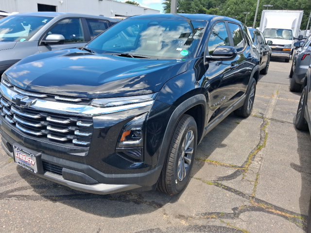 New 2026 Chevrolet Equinox LT AWD/4WD image 3