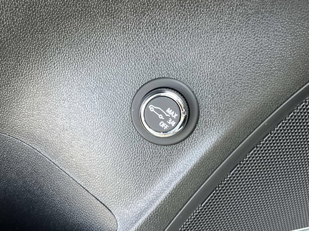Used 2024 Buick Envision Preferred AWD/4WD image 17
