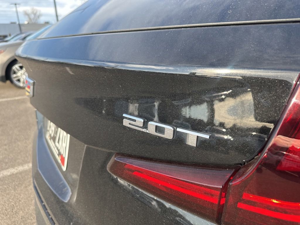 Used 2019 Cadillac XT4 Premium Luxury image 9