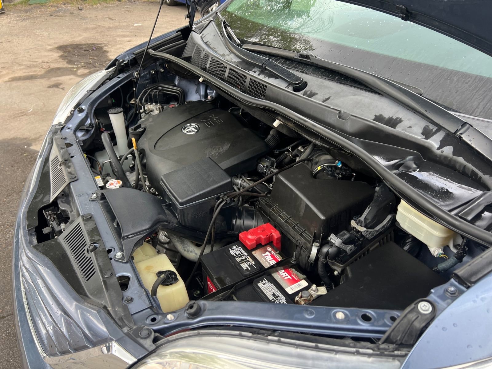 Used 2017 Toyota Sienna LE FWD image 35