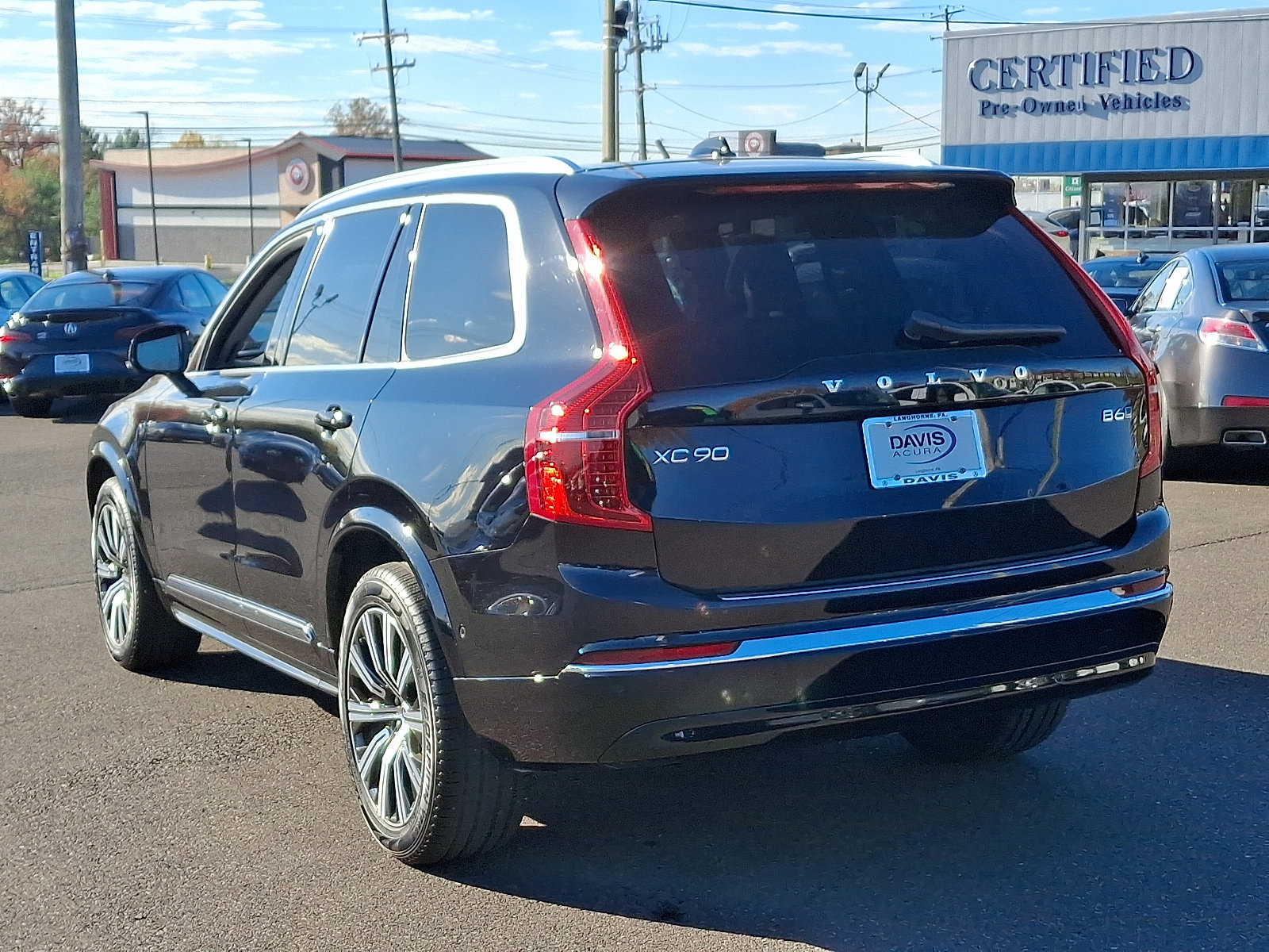 Used 2024 Volvo XC90 B6 Plus w/ Protection Package Premier image 6