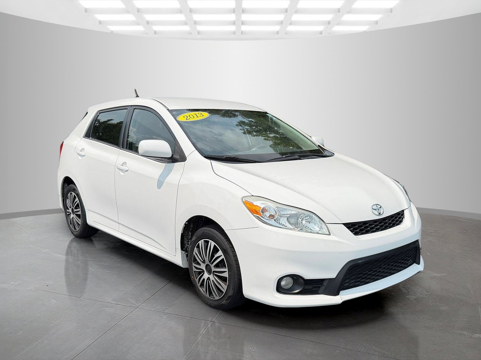 Used 2013 Toyota Matrix L w/ L Sport Pkg FWD image 5