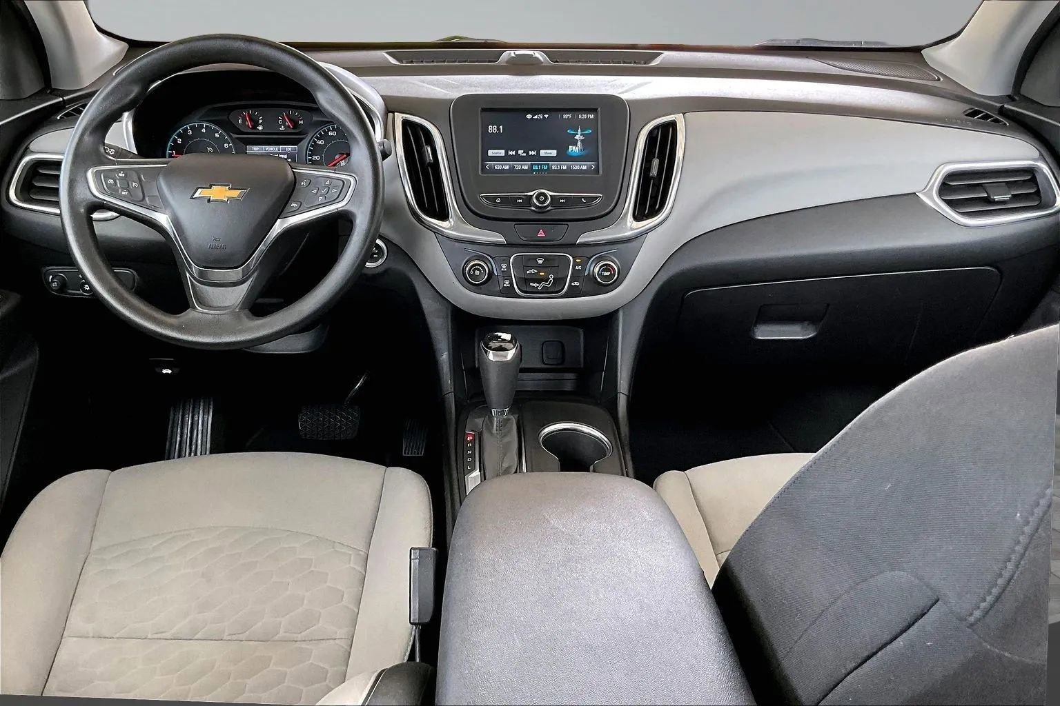 Used 2018 Chevrolet Equinox LS FWD image 7
