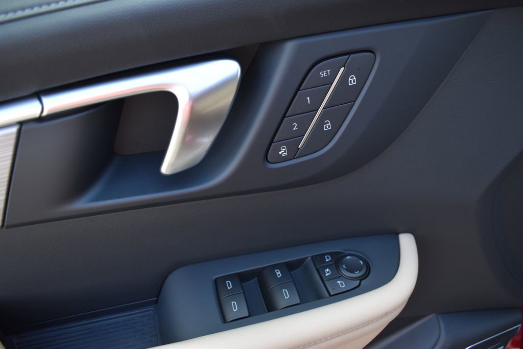 New 2026 Buick Enclave Preferred w/ Power Package image 17