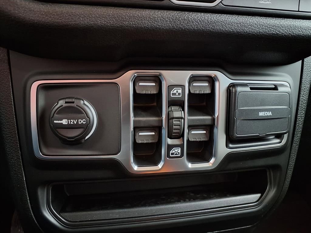 New 2026 Jeep Gladiator Sport AWD/4WD image 24