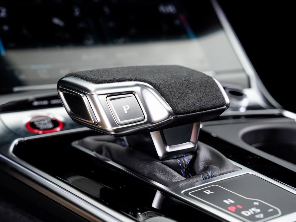 New 2026 Audi RS 6 performance image 19