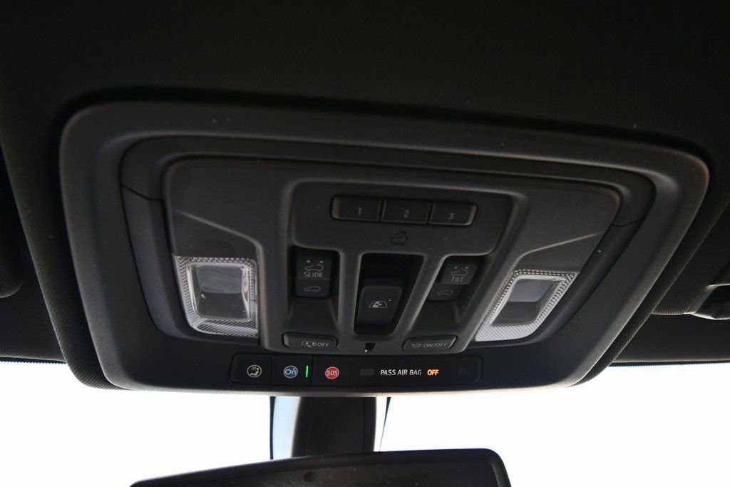 Used 2021 GMC Sierra 1500 AT4 w/ AT4 Preferred Package AWD/4WD image 30