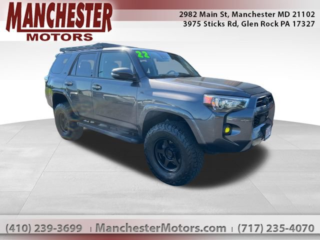 Used 2022 Toyota 4Runner SR5 Premium w/ Moonroof Package AWD/4WD image 1