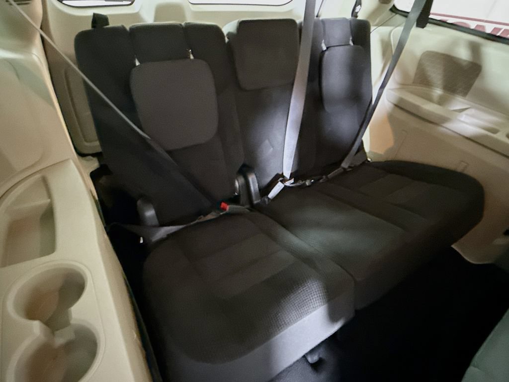 Used 2019 Dodge Grand Caravan SE w/ UConnect Hands-Free Group FWD image 29