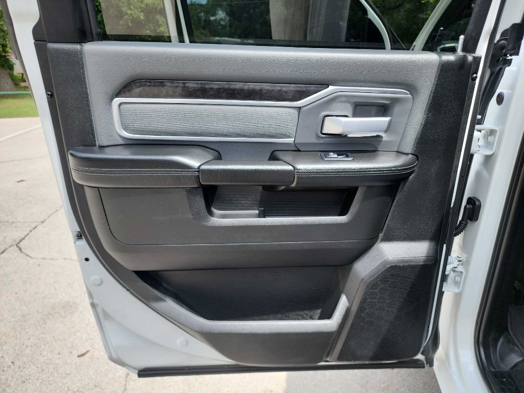 Used 2022 RAM 2500 Big Horn image 33
