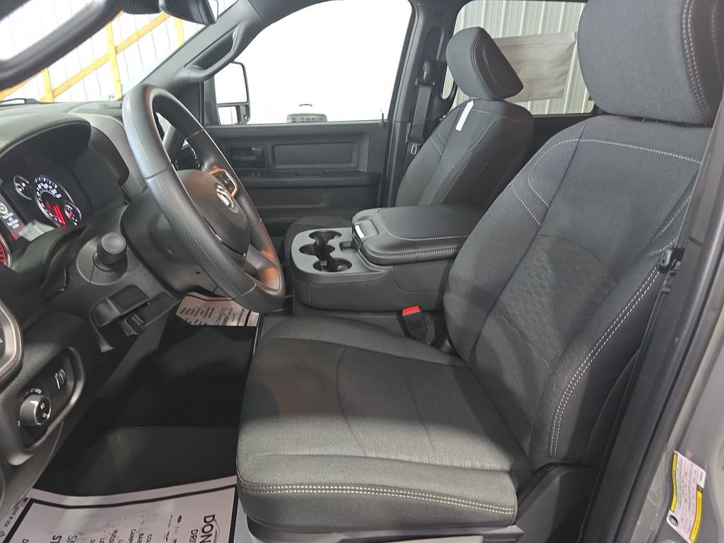 New 2026 RAM 2500 Warlock AWD/4WD image 14