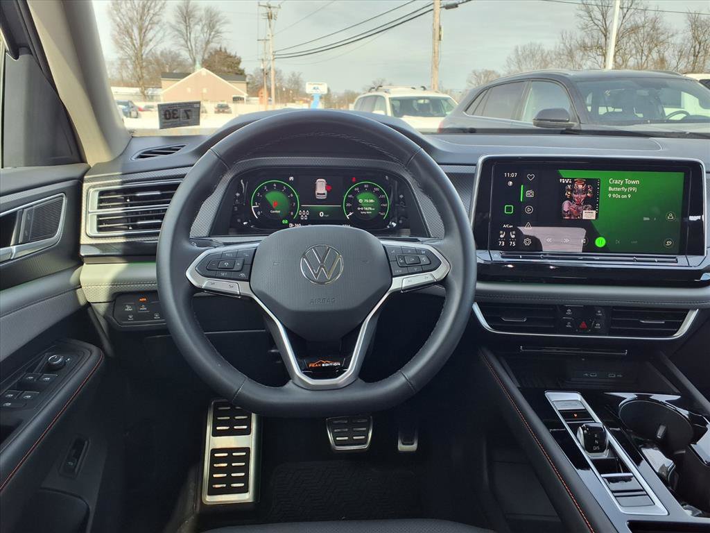 Certified 2025 Volkswagen Atlas Peak Edition SE image 16