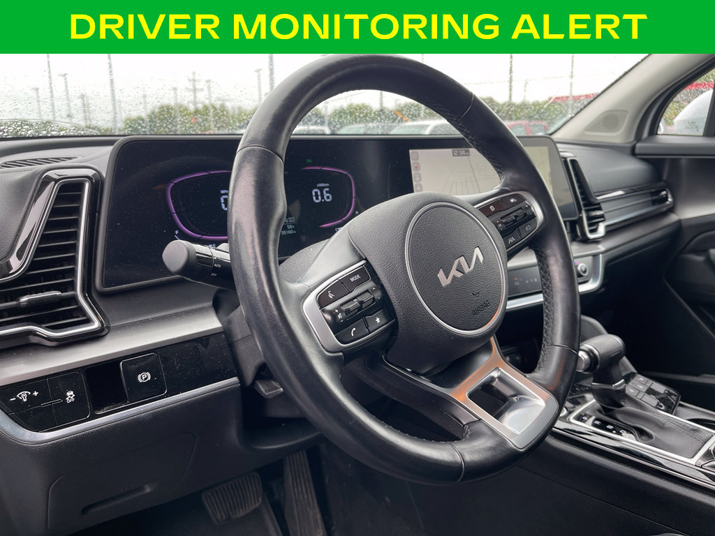 Used 2023 Kia Sportage EX AWD/4WD image 16