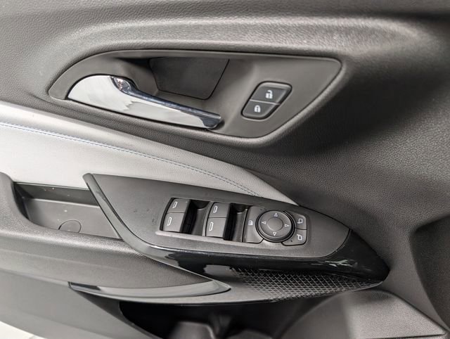 New 2026 Chevrolet Trax LT w/ Sunroof Package FWD image 15