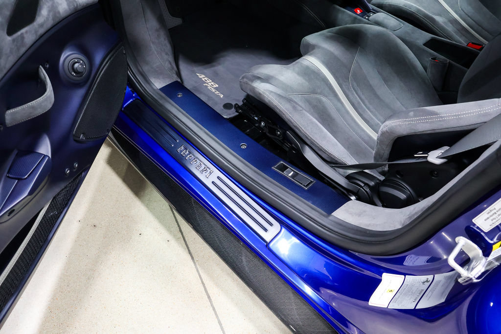 Used 2020 Ferrari 488 Pista Coupe RWD image 37