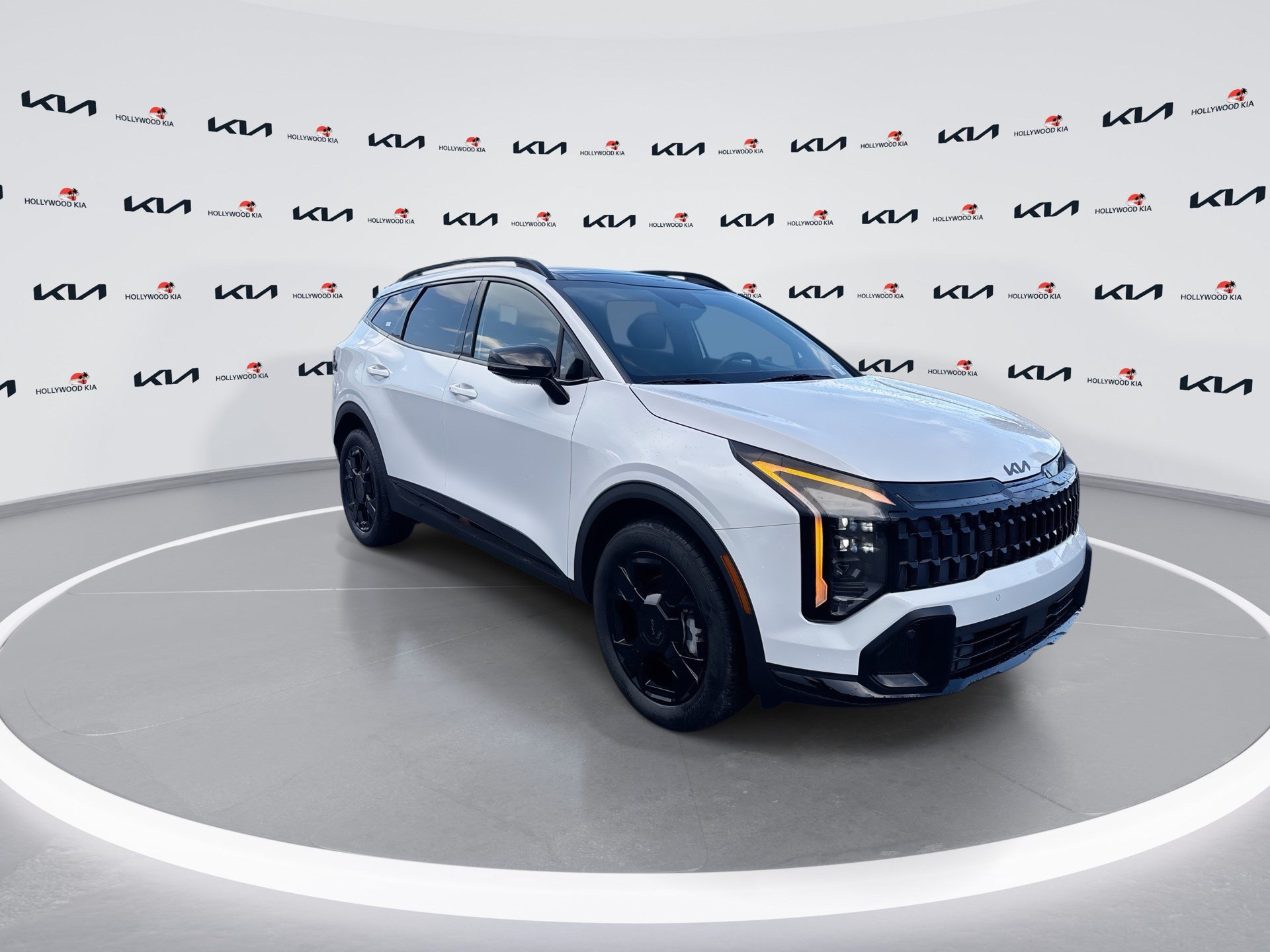 Used 2026 Kia Sportage X-Line w/ X-Line Premium Package AWD/4WD image 2