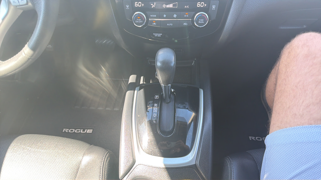 Used 2016 Nissan Rogue SL w/ SL Premium Package AWD/4WD image 20