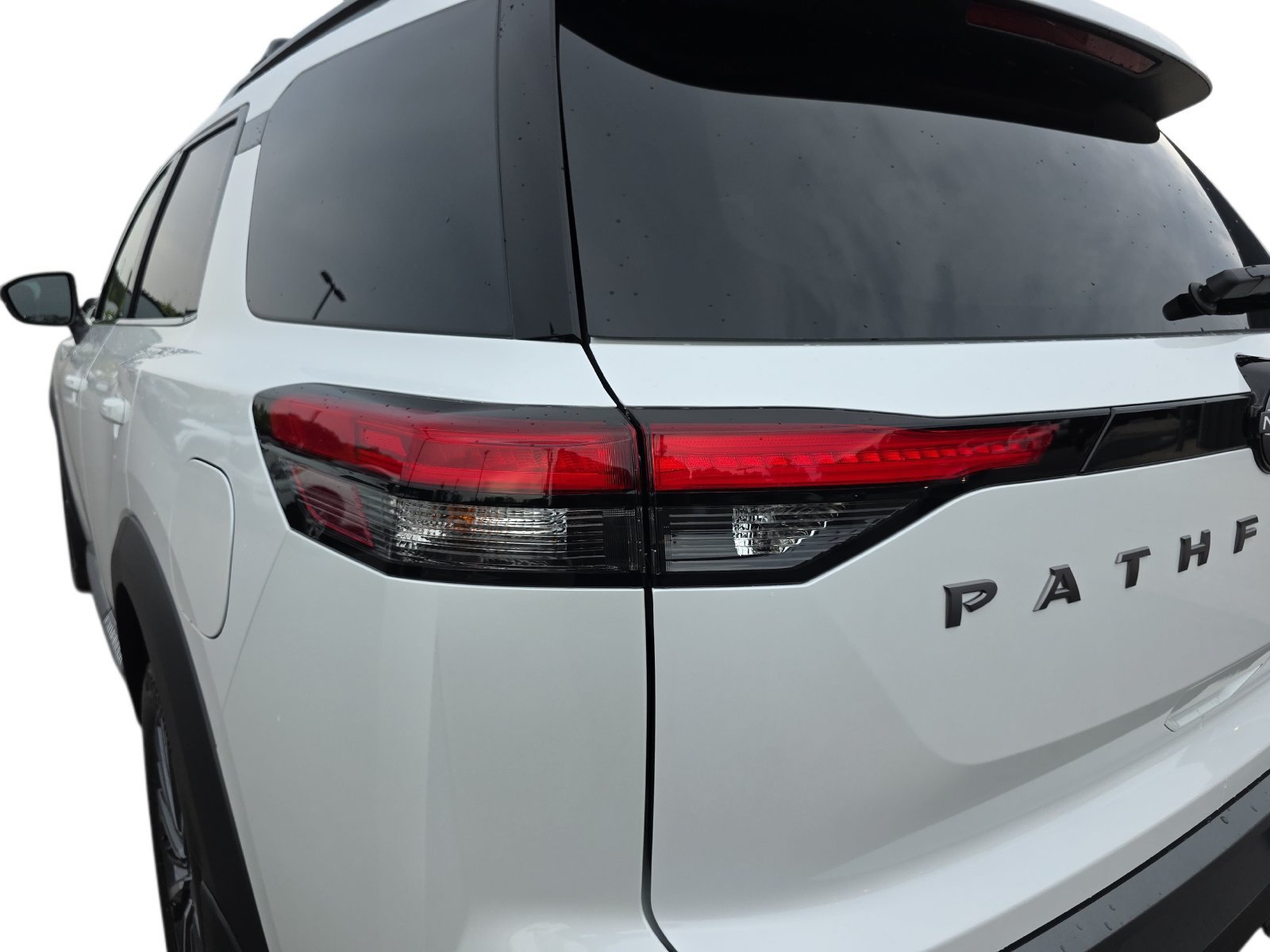 New 2026 Nissan Pathfinder Platinum w/ Accent Package FWD image 32
