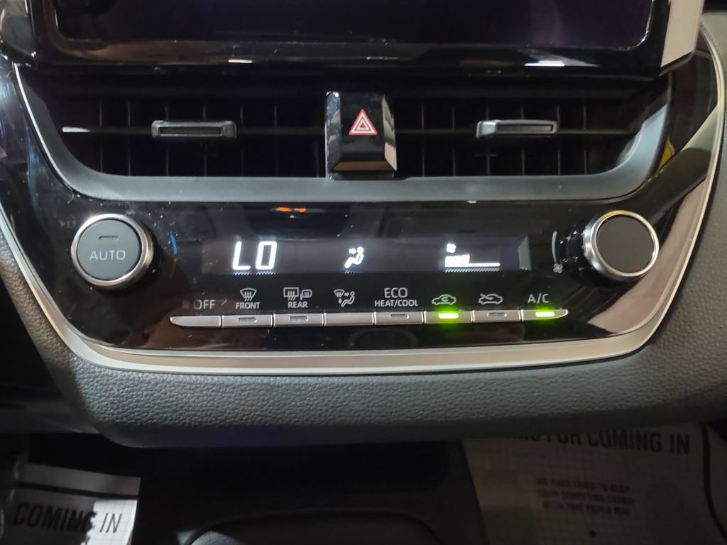 Used 2026 Toyota Corolla LE FWD image 16