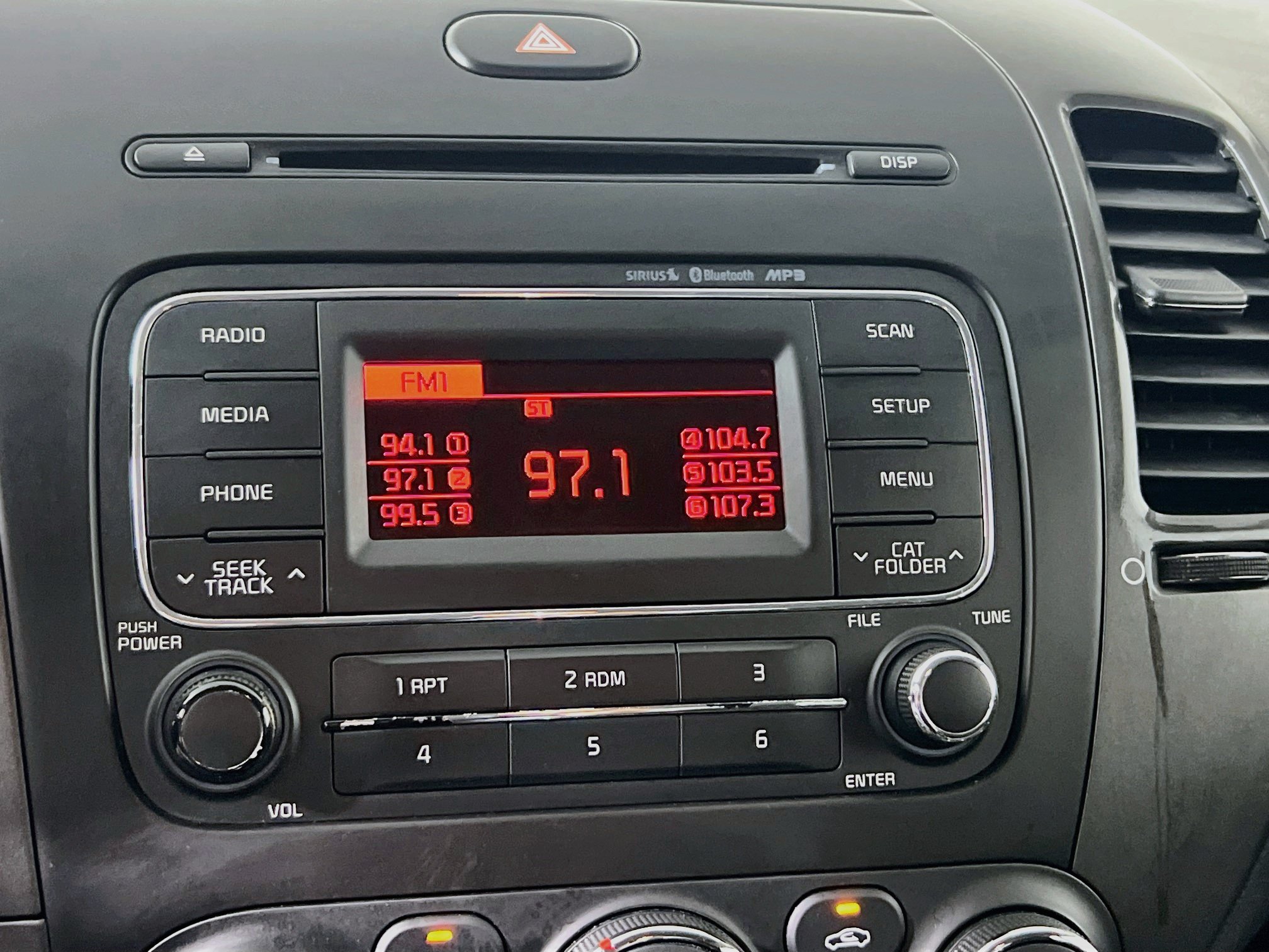 Used 2016 Kia Forte LX FWD image 24