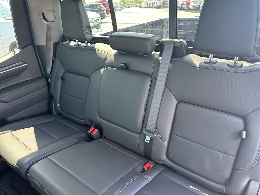 Used 2024 Chevrolet Silverado 1500 LTZ w/ Technology Package image 18