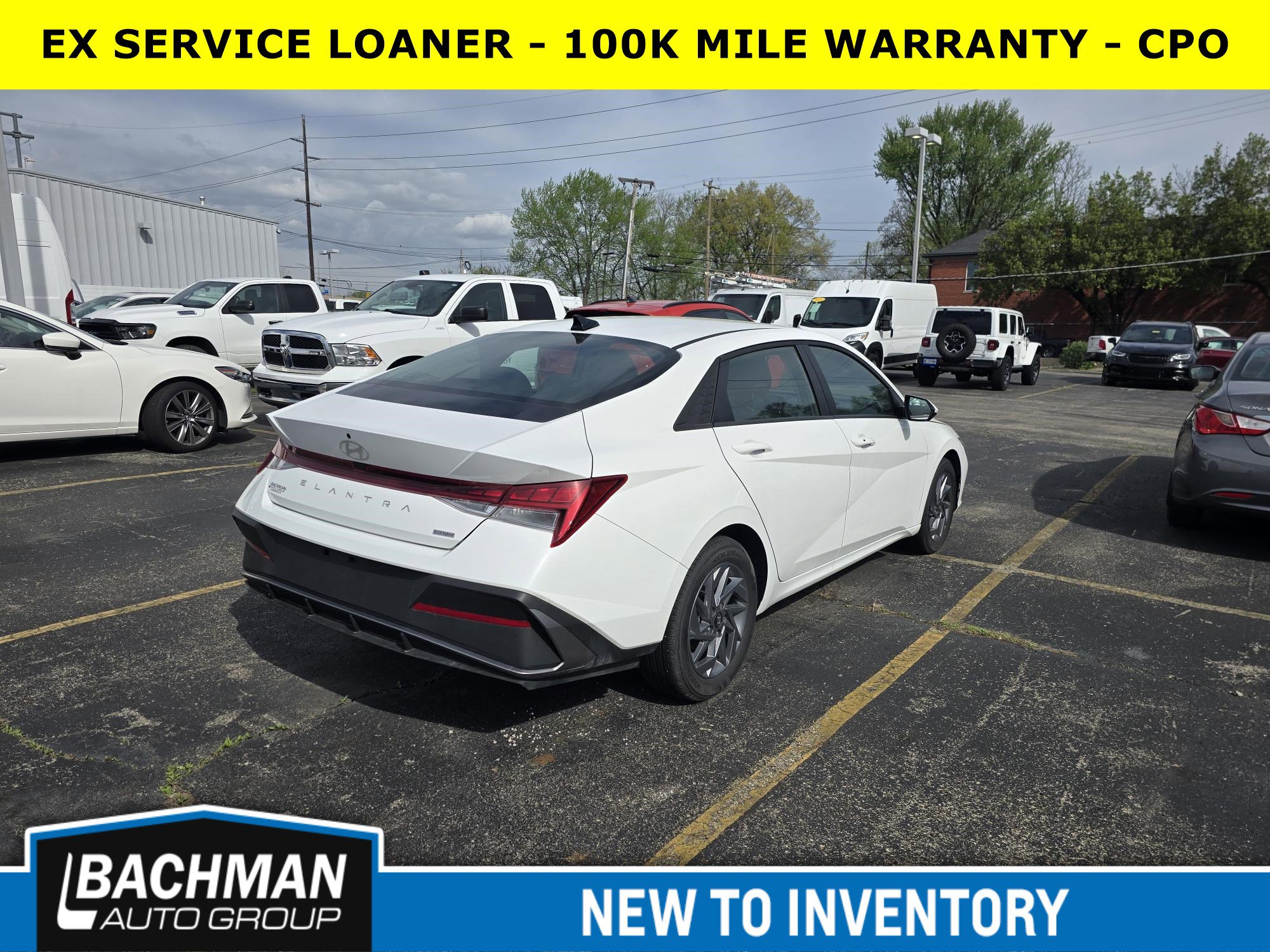 Certified 2025 Hyundai Elantra Blue image 3