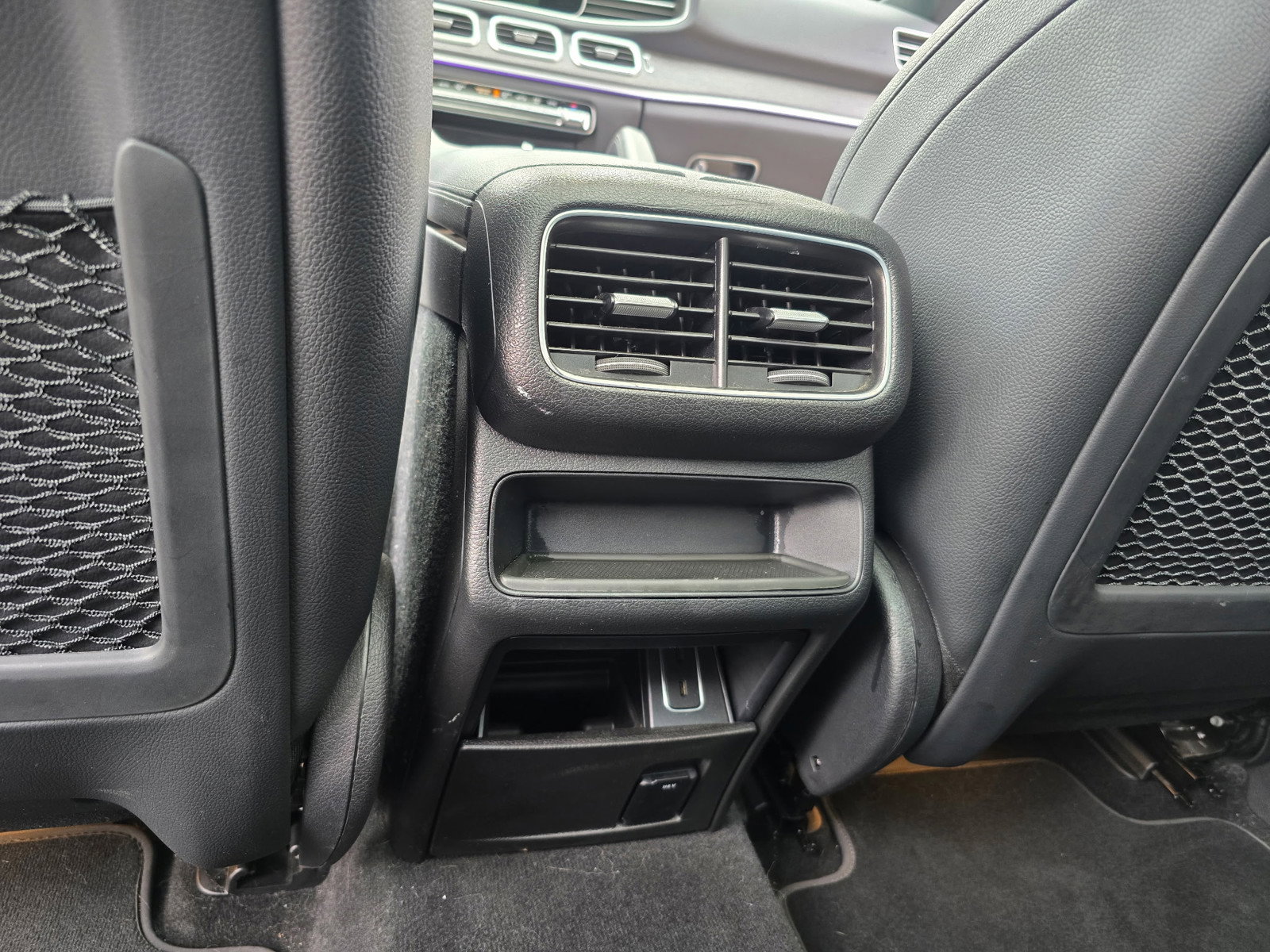 Used 2022 Mercedes-Benz GLE 350 4MATIC w/ Premium Package image 27