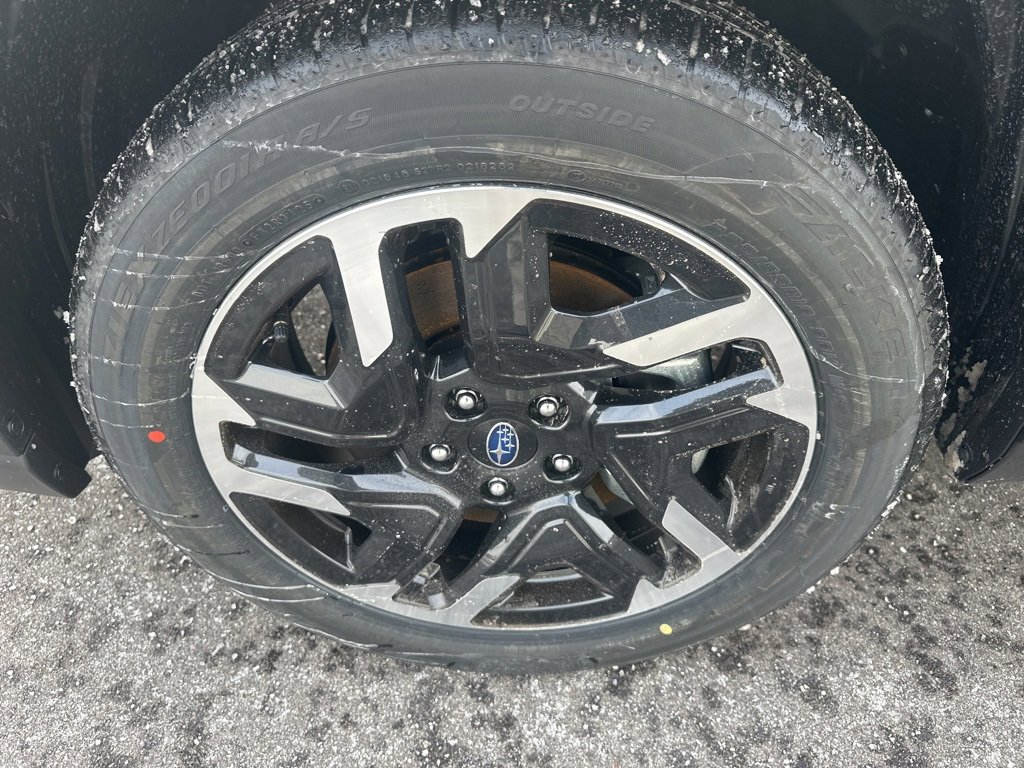 New 2025 Subaru Forester Limited image 31