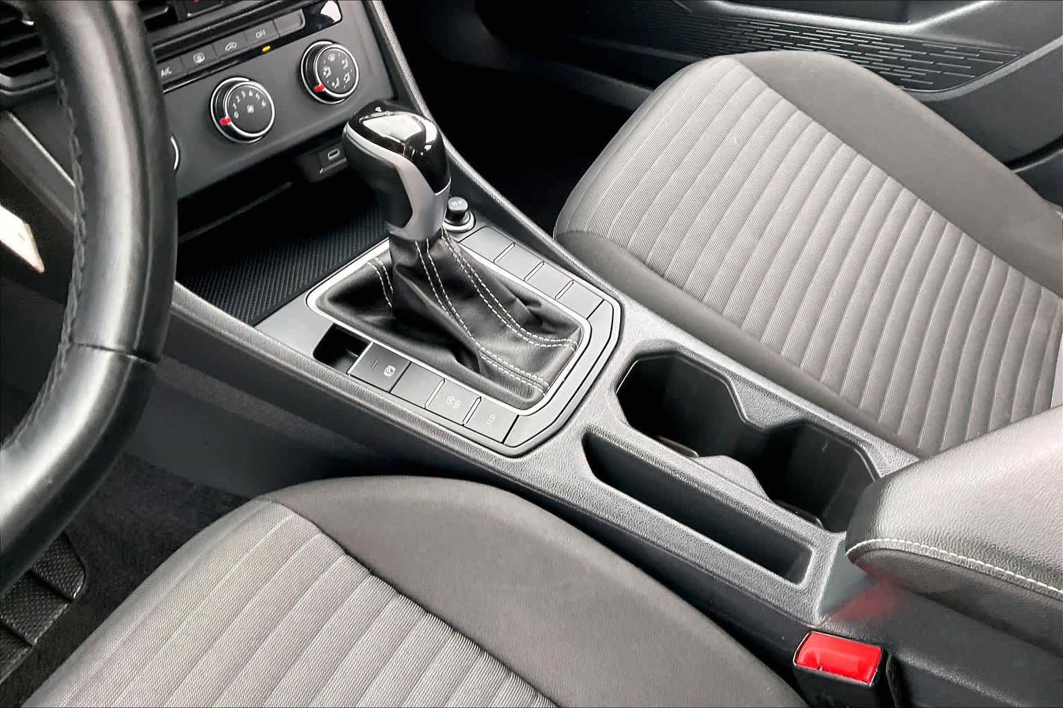 Used 2024 Volkswagen Jetta S FWD image 15
