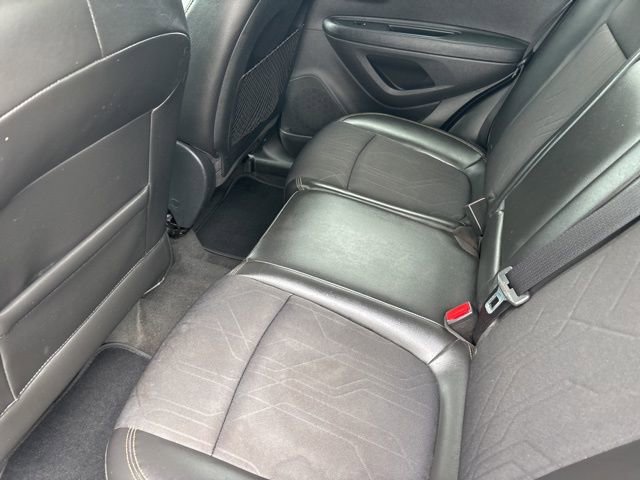 Used 2017 Chevrolet Trax LT w/ LT Convenience Package image 28