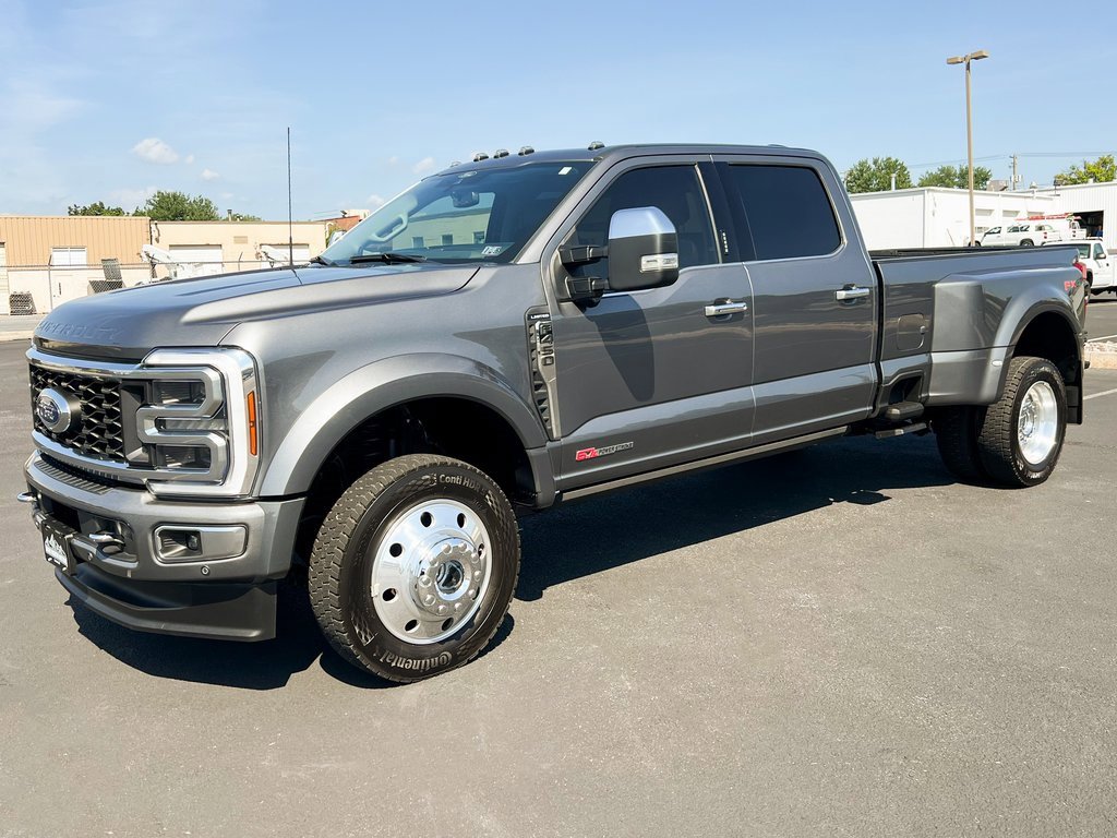 Used 2024 Ford F450 Limited w/ FX4 Off-Road Package image 14