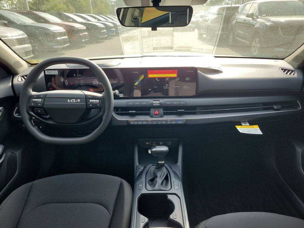 New 2026 Kia K4 FWD image 16