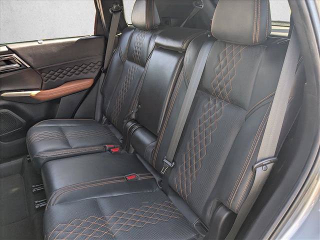 Used 2023 Mitsubishi Outlander SEL FWD image 21