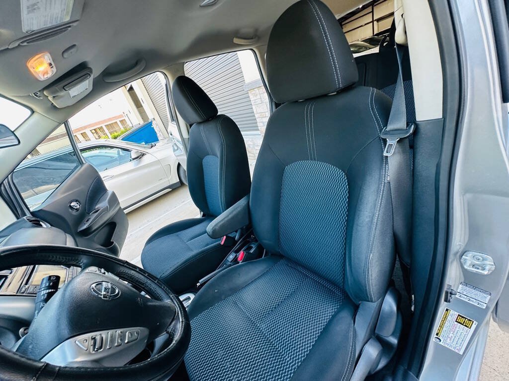 Used 2015 Nissan Versa Note FWD image 14