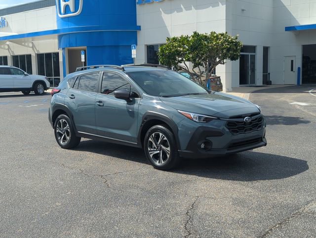 Used 2024 Subaru Crosstrek 2.0i Premium image 2
