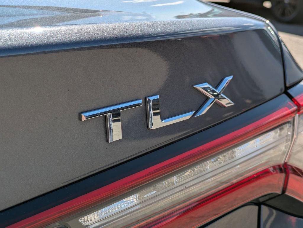 Used 2023 Acura TLX Advance image 27