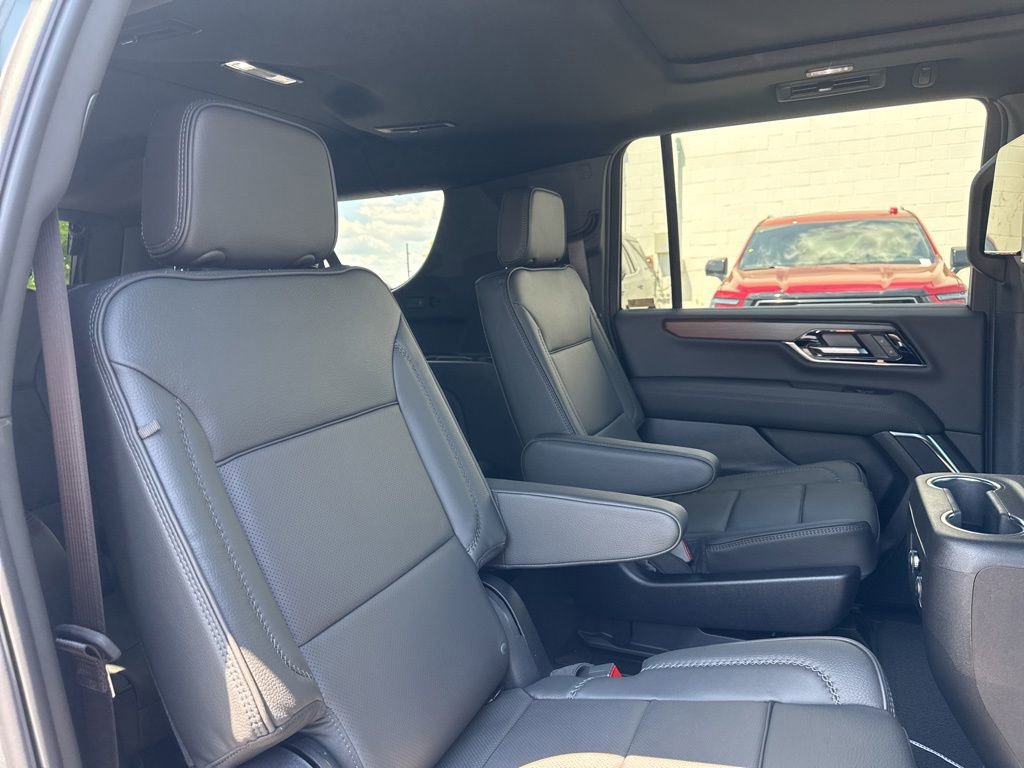 New 2026 GMC Yukon XL Denali w/ Denali Reserve Package AWD/4WD image 27