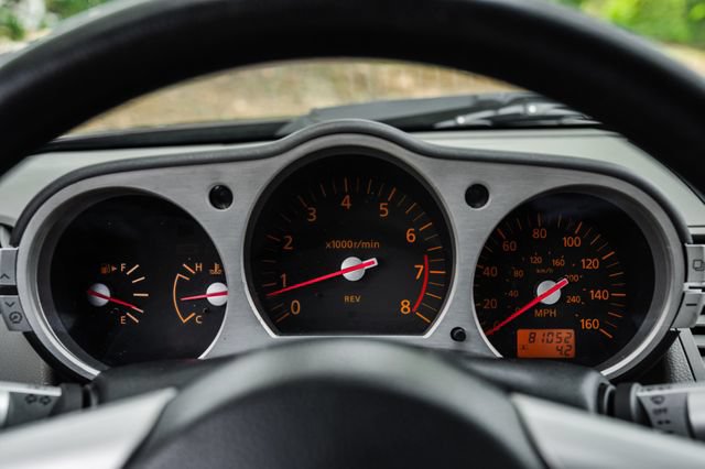 Used 2003 Nissan 350Z Touring RWD image 10