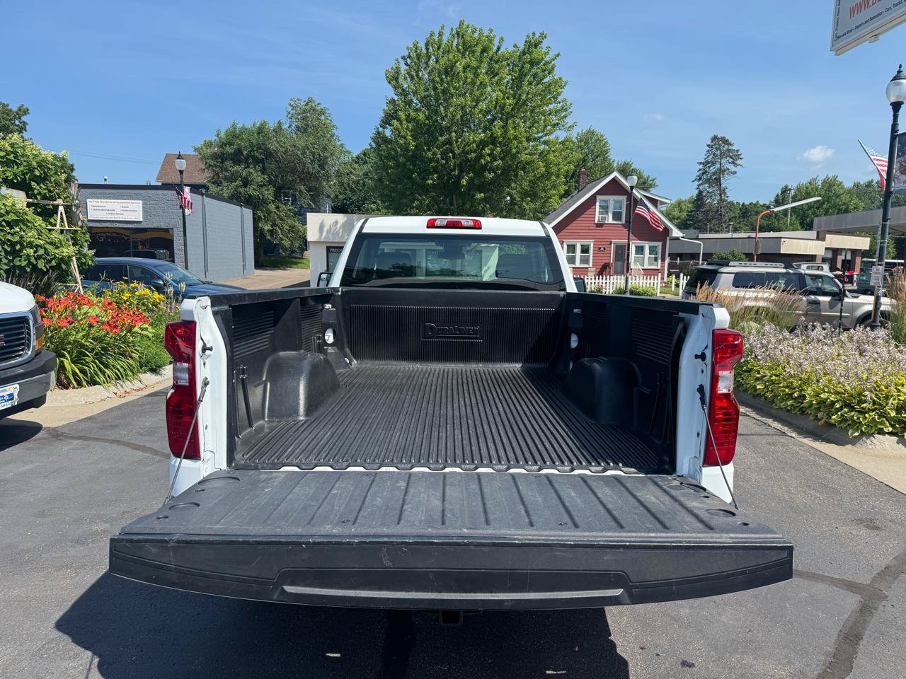 Used 2025 Chevrolet Silverado 1500 W/T RWD image 7