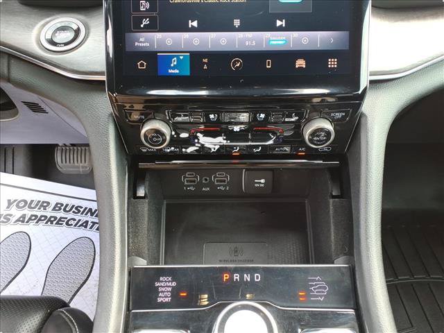 Used 2022 Jeep Grand Cherokee L Overland w/ Luxury Tech Group IV AWD/4WD image 30