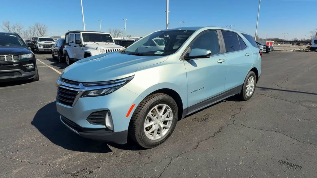 Used 2022 Chevrolet Equinox LT FWD image 4